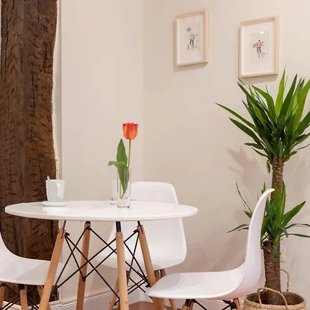 Ribera Market By Aloha Apartment *