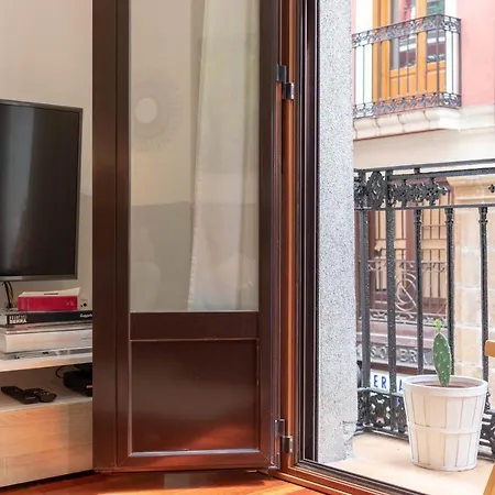 Ribera Market By Aloha Apartment