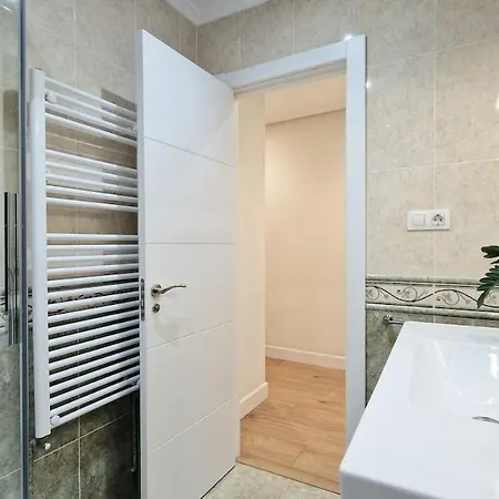 Apartment Ribera Market By Aloha